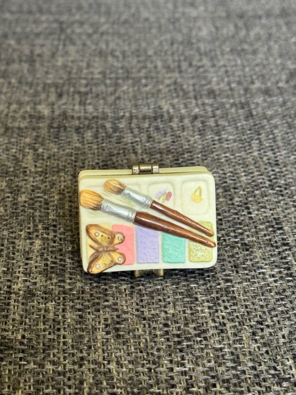 Vintage 1999 M. Bastin Artist Paintbrush Porcelain Trinket Box